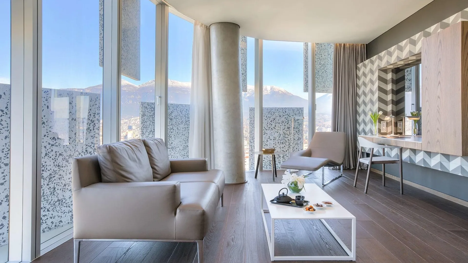 *****  Maritim Hotel Plaza טיראנה אלבניה