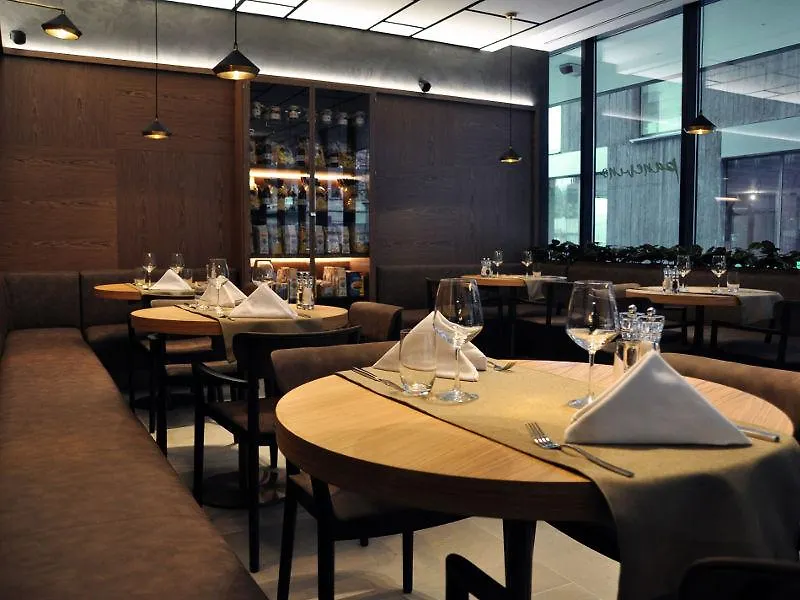 Maritim Hotel Plaza Tirana
